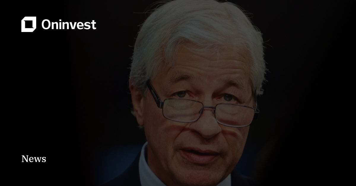 The head of JPMorgan estimated the risk of a stock correction at 30% ...