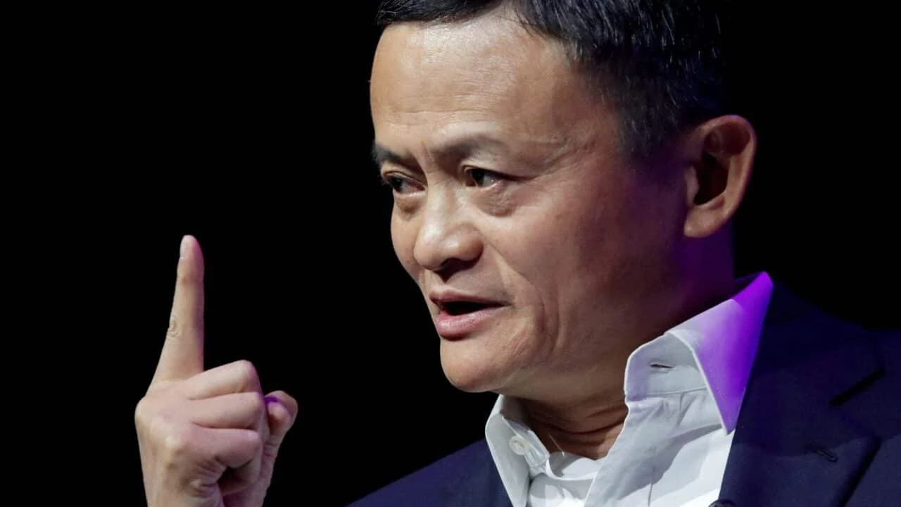 Джек Ма купил акции Alibaba на $50 млн, хотя еще в ноябре хотел продать бумаги на $840 млн / Фото: Reuters/Charles Platiau