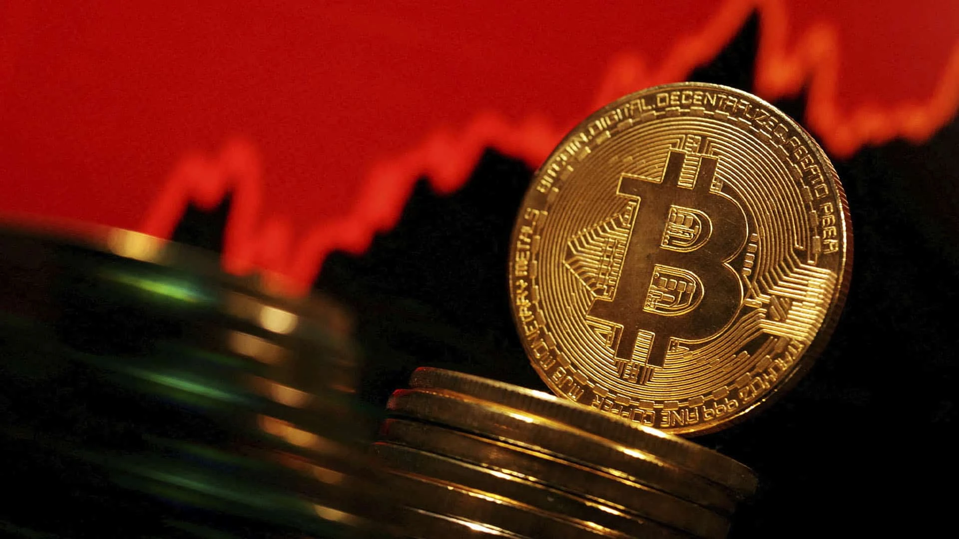 Биткоин потерял 15% за две недели с запуска ETF / Фото: reuters