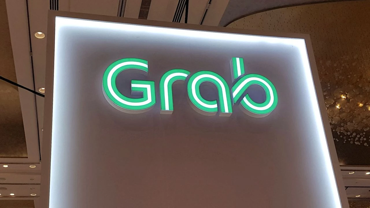 Дебют Grab на Nasdaq в 2021 году стал крупнейшим для компаний из Юго-Восточной Азии в США / Фото: Reuters/Anshuman Daga
