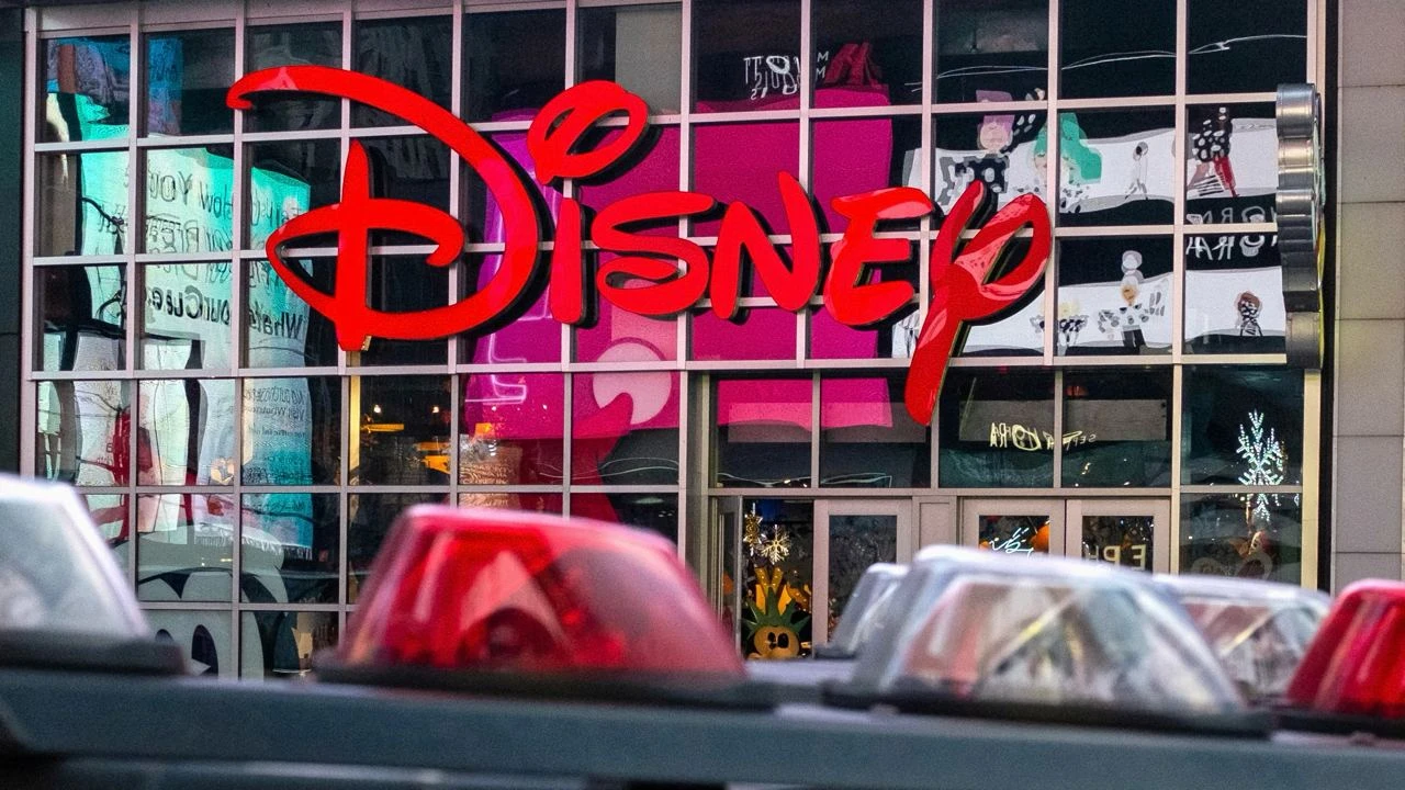 Совместное предприятие Disney и Reliance сможет эффективнее конкурировать с Netflix и Amazon, считает Bloomberg / Фото: Reuters