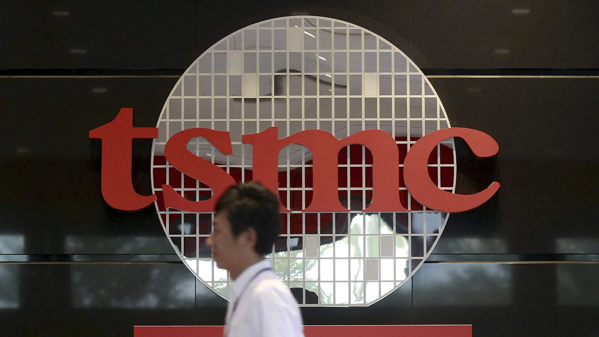 S&P предупредило о рисках роста цен на чипы из-за дефицита воды / Фото: Reuters