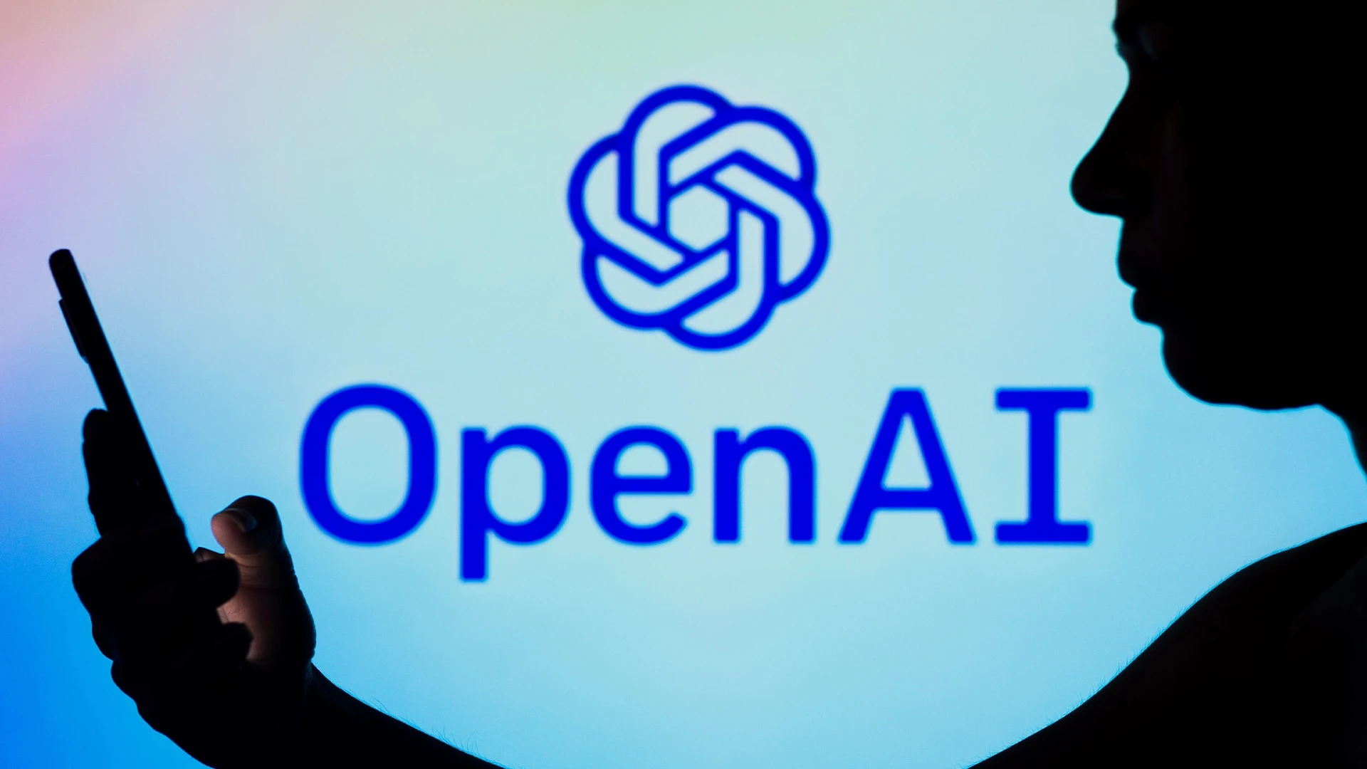 OpenAI опроверг обвинения Илона Маска в отказе от работы на благо человечества / Фото: shutterstock