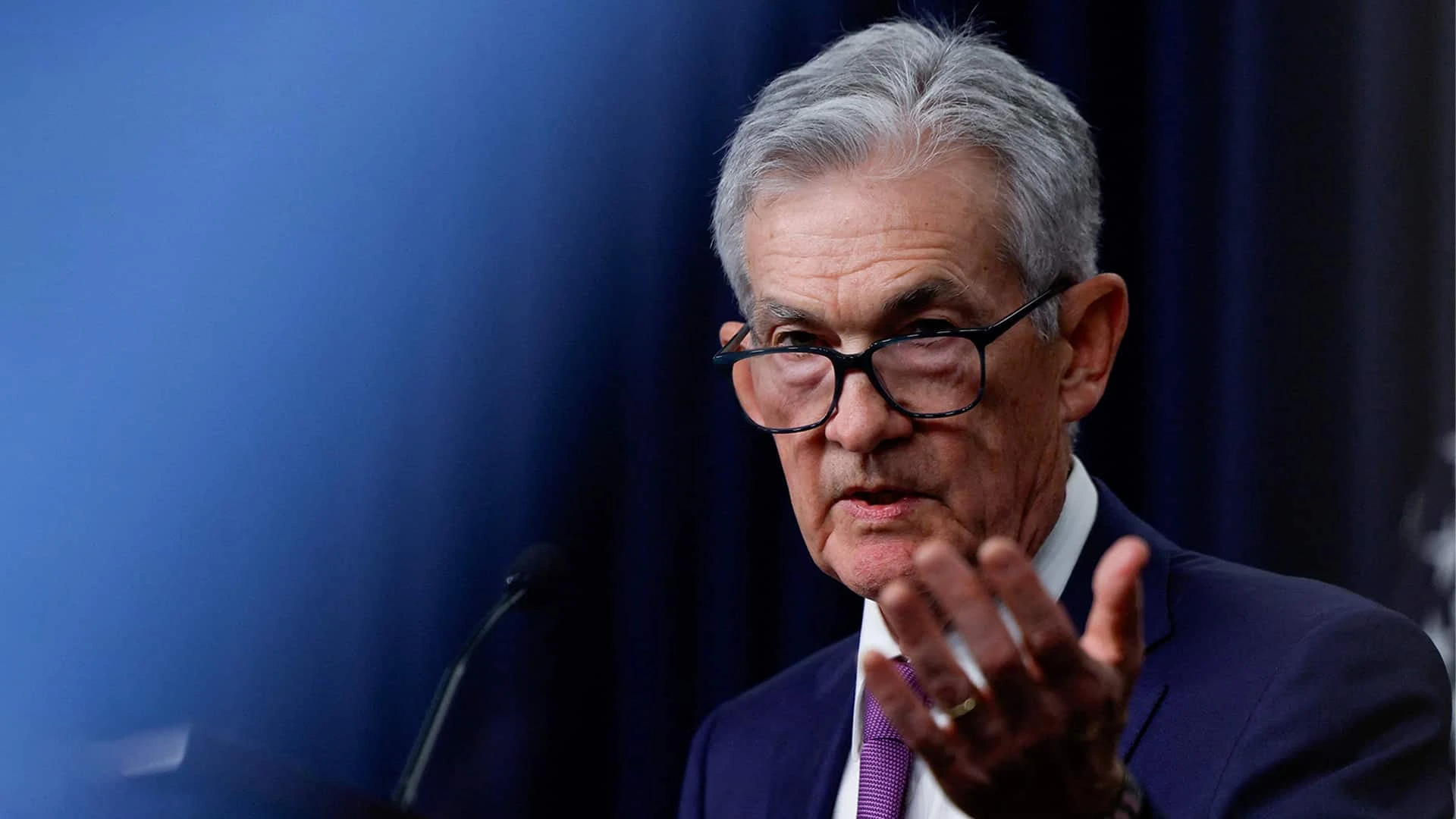 От выступления главы ФРС Джерома Пауэлла ждут сбалансированного тона / Фото: Reuters/Evelyn Hockstein