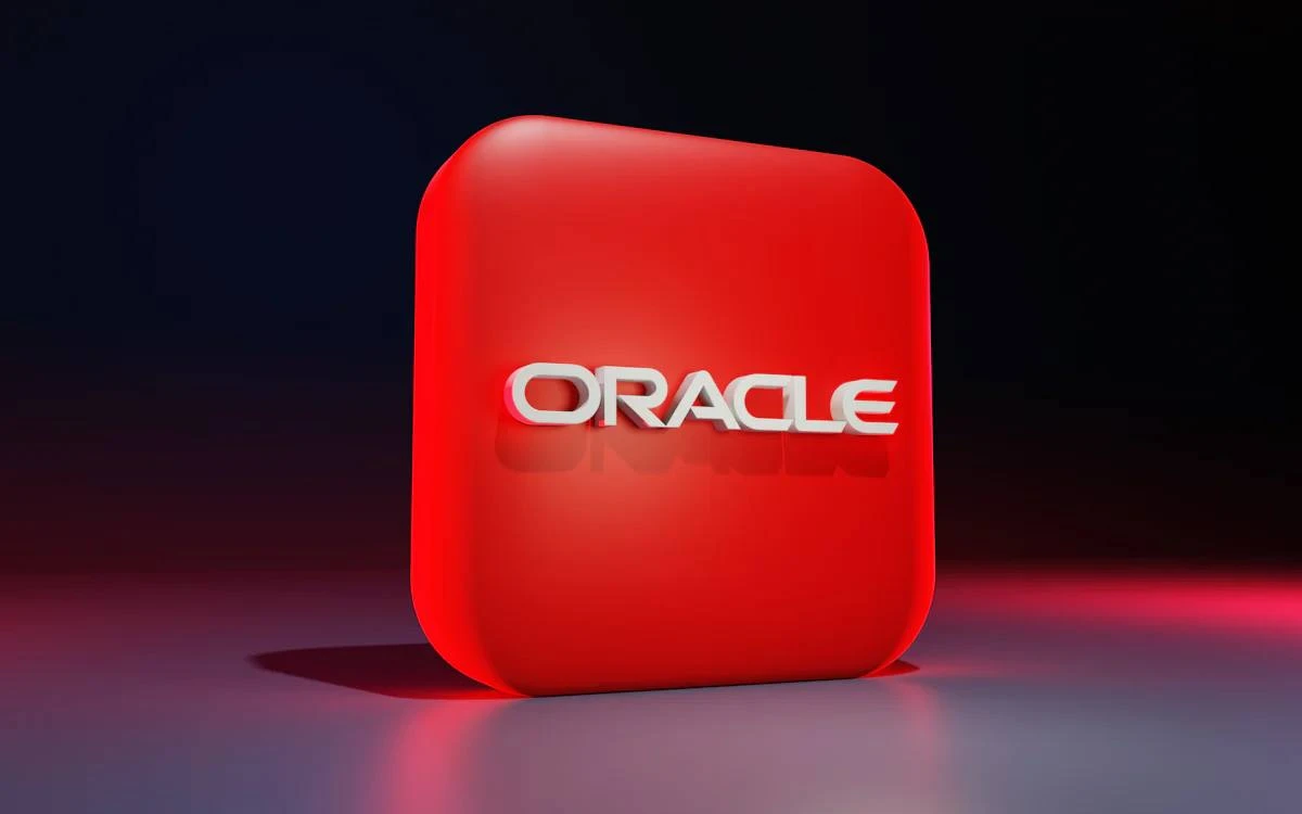 Oracle намерен досрочно достичь цели увеличить продажи до $65 млрд в год / фото: BoliviaInteligente / unsplash