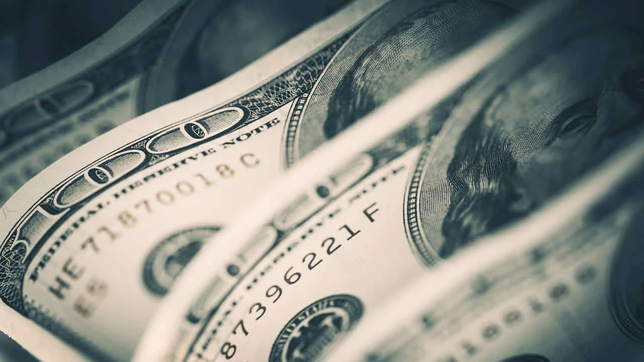 Компании выплатили рекордные $1,66 трлн дивидендов, четверть этой суммы пришлась на банковский сектор / фото: shitterstock