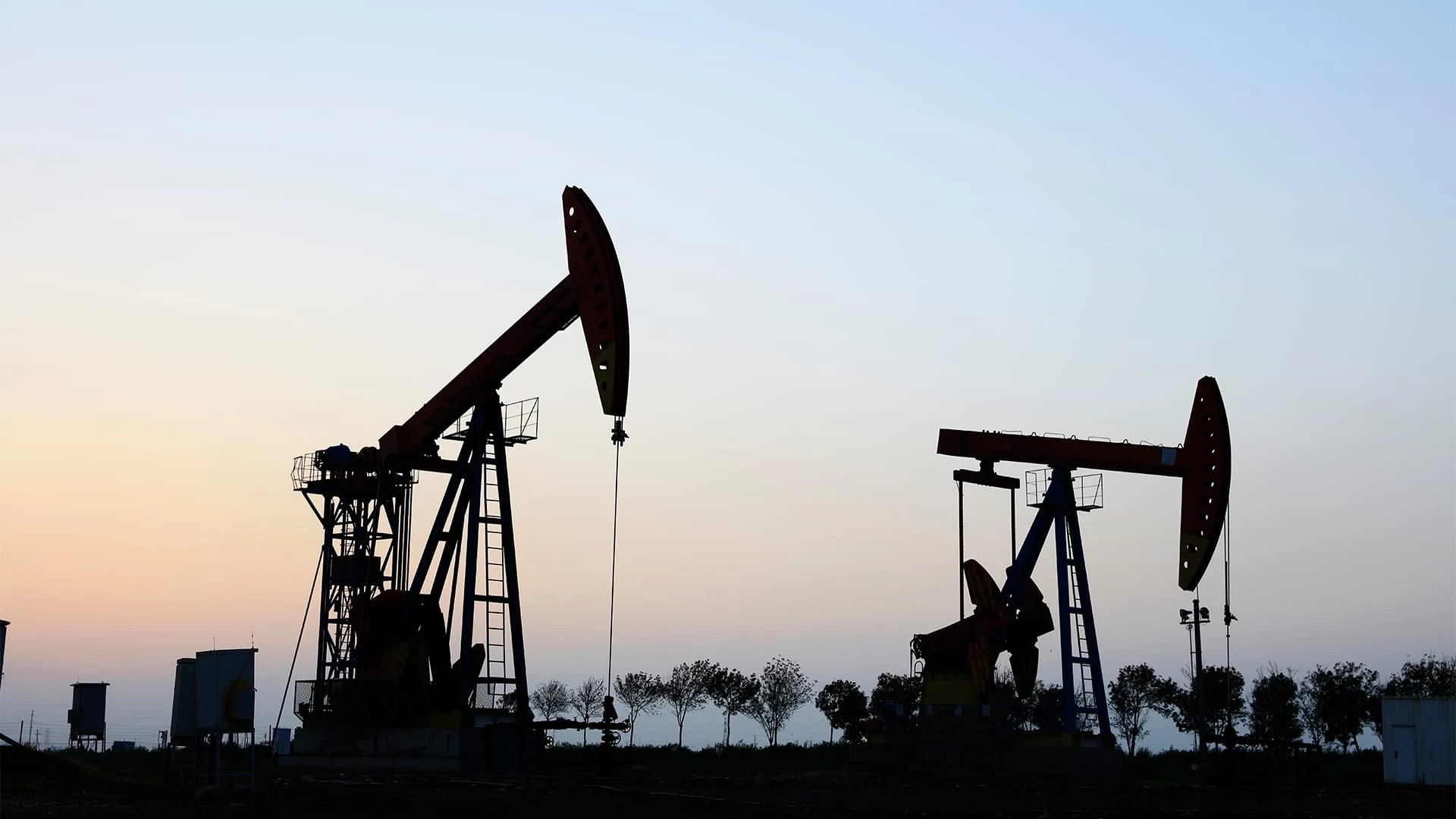 Citigroup допускает снижение цены Brent до $55 за баррель к 2026 году из-за роста добычи и ослабления спроса / Фото: Shutterstock