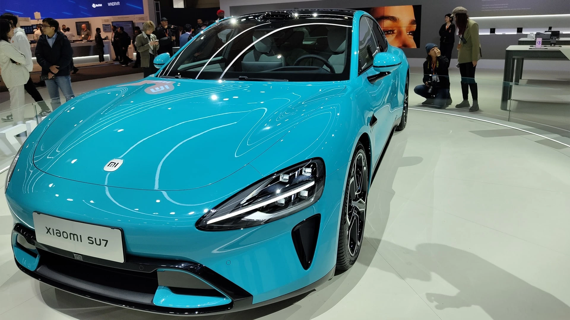 Лист ожидания на Xiaomi SU7 стал признаком высокого спроса / Фото: Shutterstock