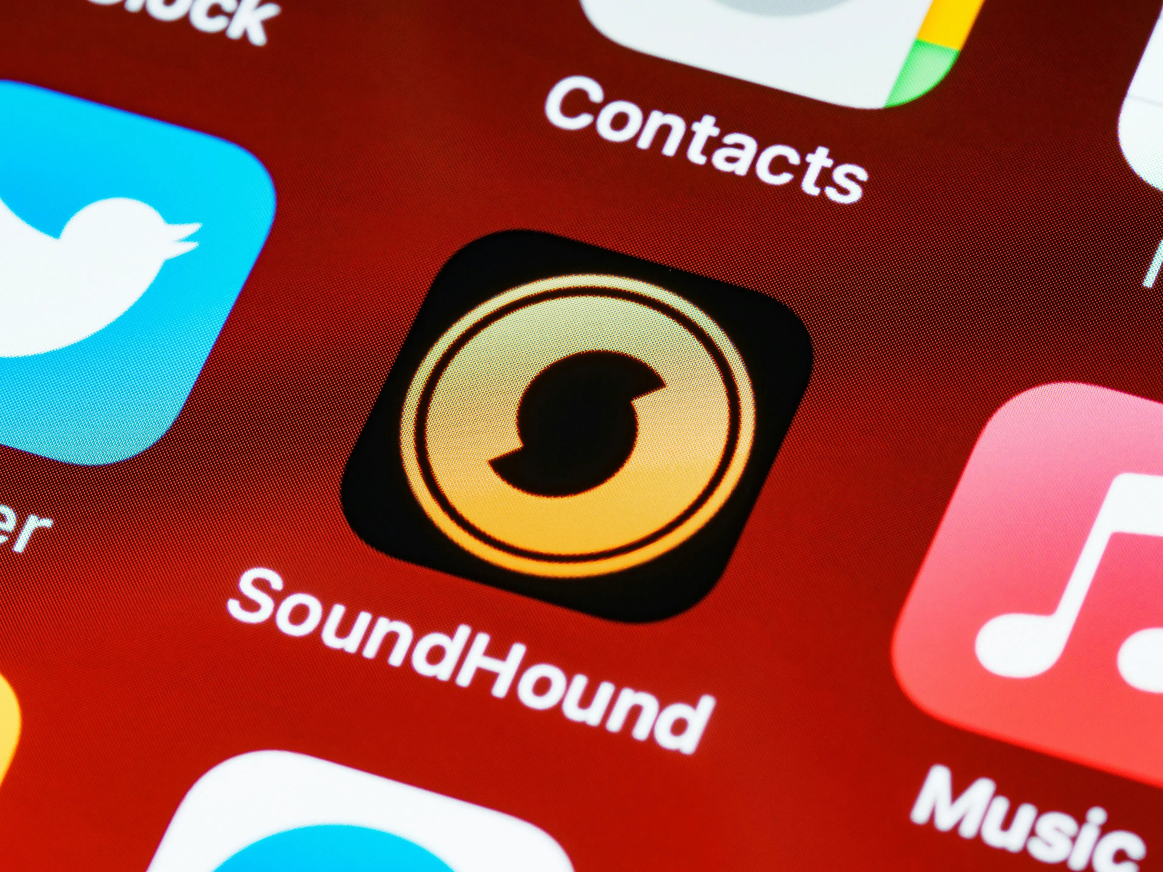 Инвесторы начали продавать акции SoundHound, опасаясь размытия доли Фото: Unsplash/Brett Jordan