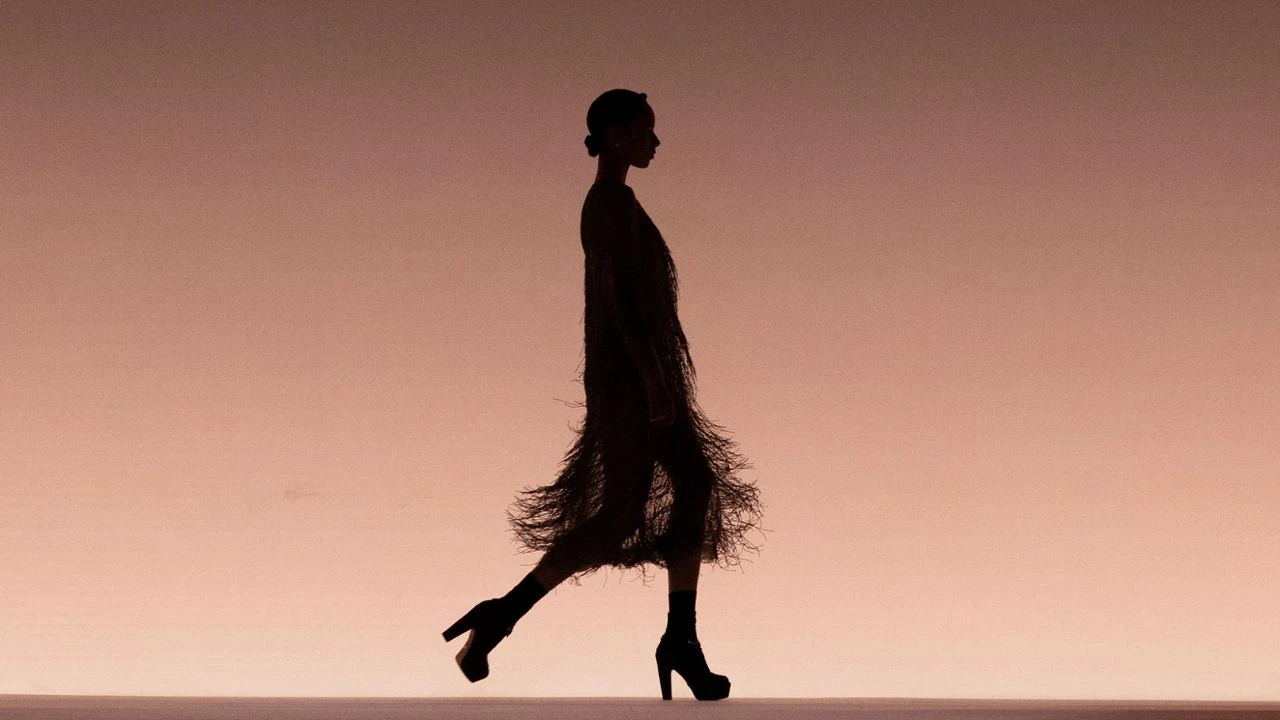 Акции производителей люксовых брендов подешевели в ожидании отчетности LVMH — лидера рынка / Фото: Reuters/Caitlin Ochs