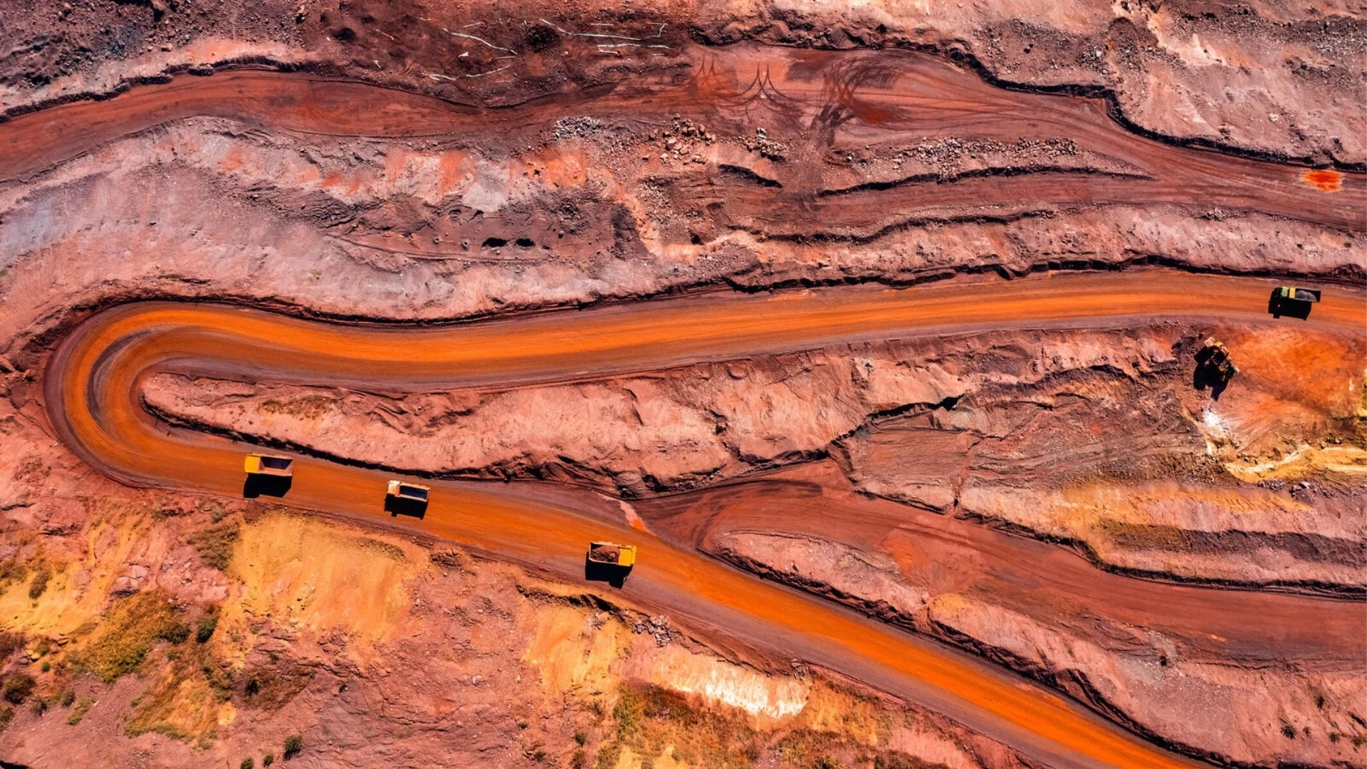 Британская компания Anglo American, владеющая De Beers и медными рудниками в Южной Америке, отказалась продавать свой бизнес за $39 млрд / Фото: Anton Petrus/Getty Images