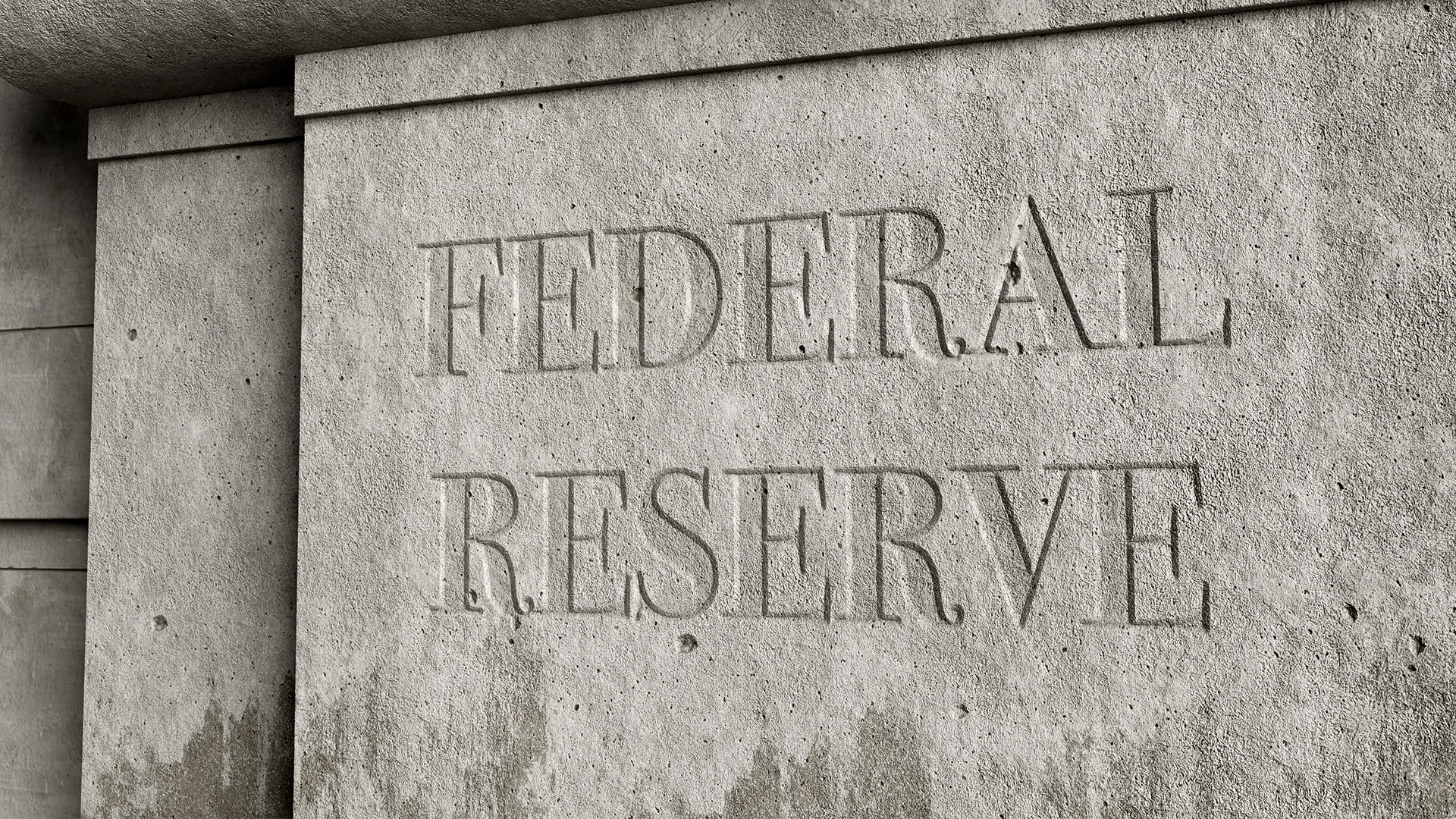 ФРС признала отсутствие прогресса в удерживании инфляции / Фото: shutterstock, бильд-редактор: Аружан Махсотова