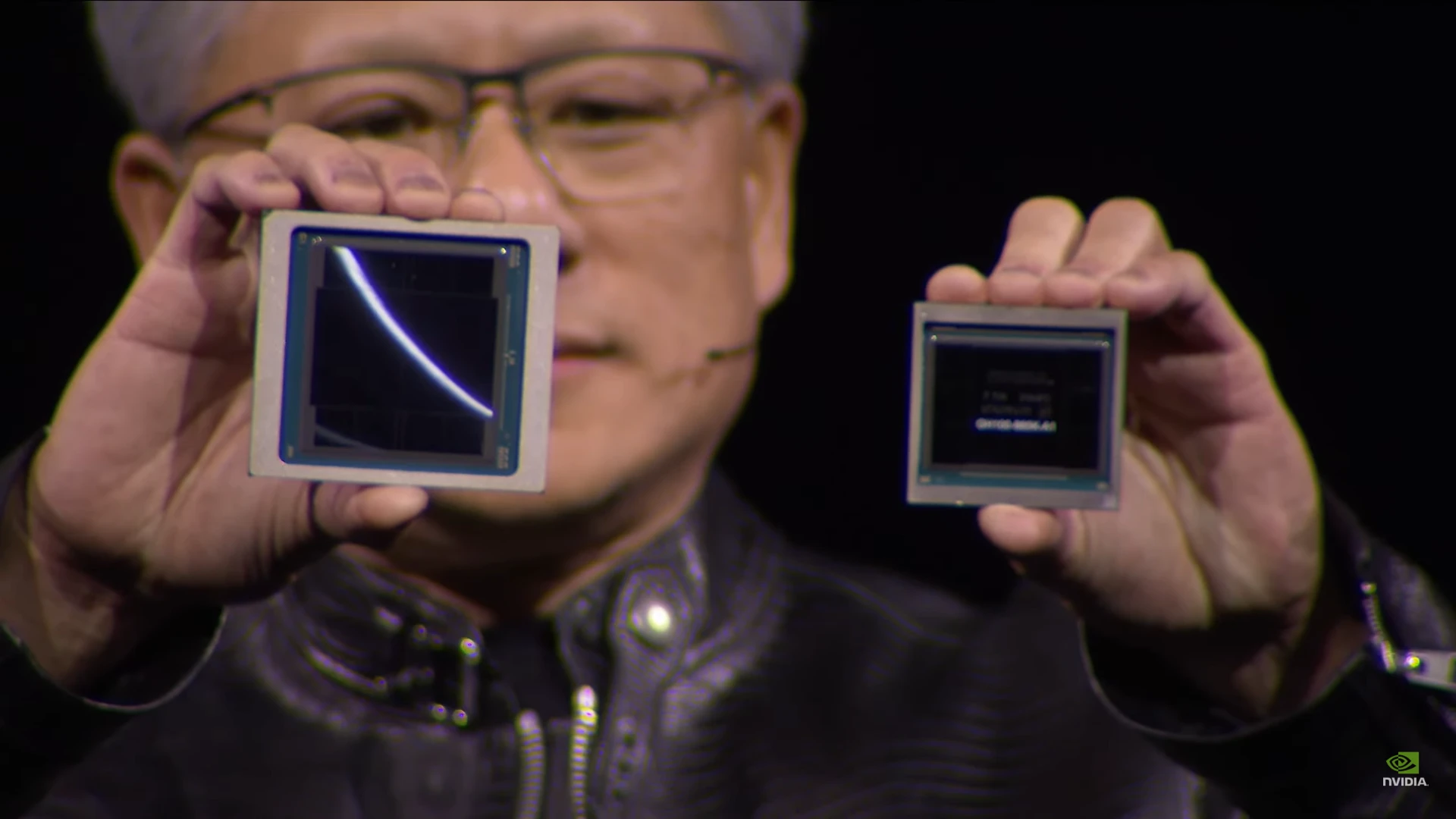Goldman Sachs видит потенциал роста акций Nvidia на 22%, после того как глава компании Дженсен Хуанг представил новые чипы для ИИ / Фото: стоп-кадр трансляции Nvidia