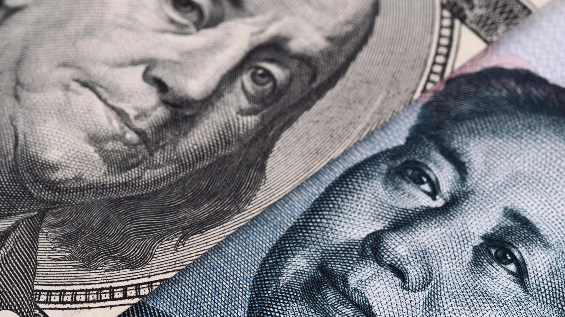 Около десяти лет назад торговый профицит Китая в значительной степени объяснялся недооценкой юаня. Сегодня обстоятельства отчасти схожи. Фото: Shutterstock.