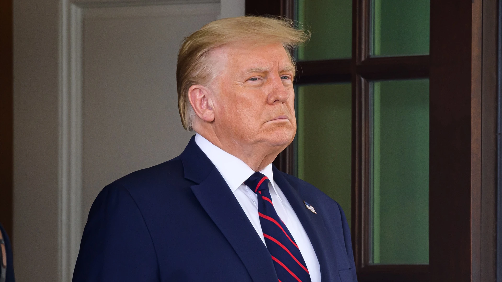 Некоторые советники Трампа отрицают наличие планов по девальвации доллара, но его предпочтение в пользу более слабой валюты было очевидным в его 1-й срок Фото: Shutterstock.