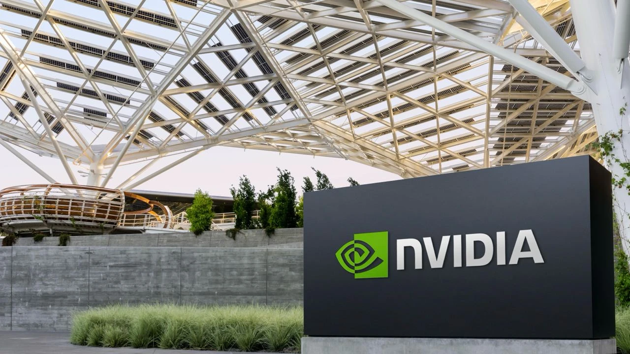 Акции Nvidia подорожали почти на 10% за день, тогда как рынок в целом упал / Фото: Nvidia