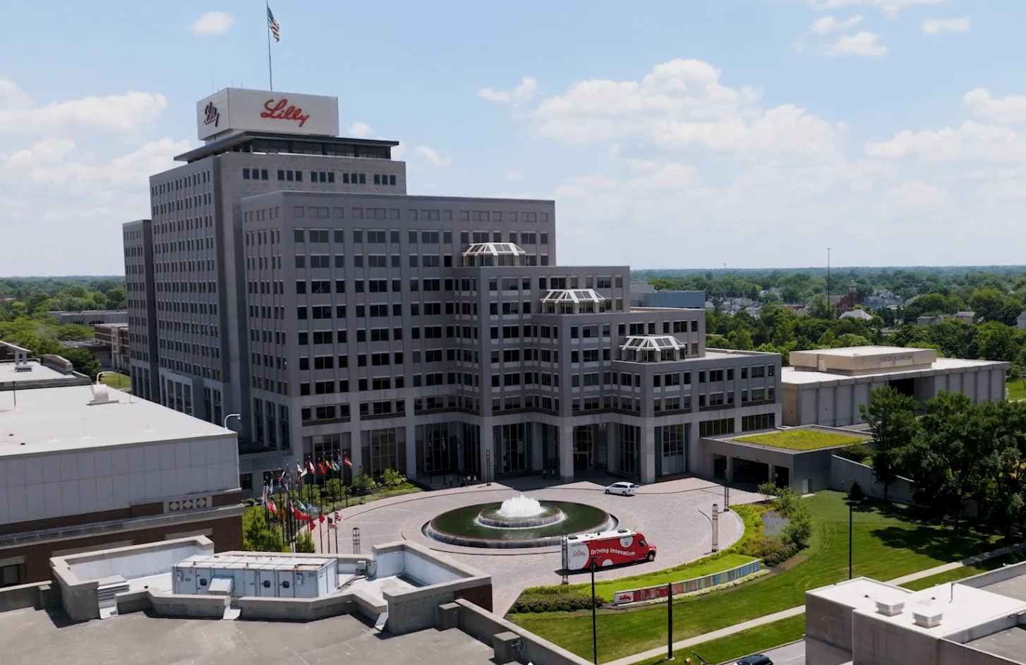 Донанемаб от Eli Lilly способен снизить развитие болезни Альцгеймера на ранней стадии на 35% за 18 месяцев / Фото: Eli Lilly