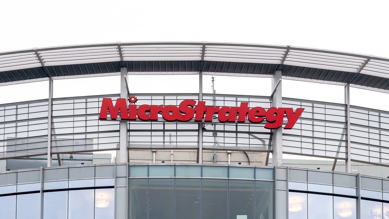 MicroStrategy намерена продать конвертируемые облигации на $500 млн / Фото: Shutterstock
