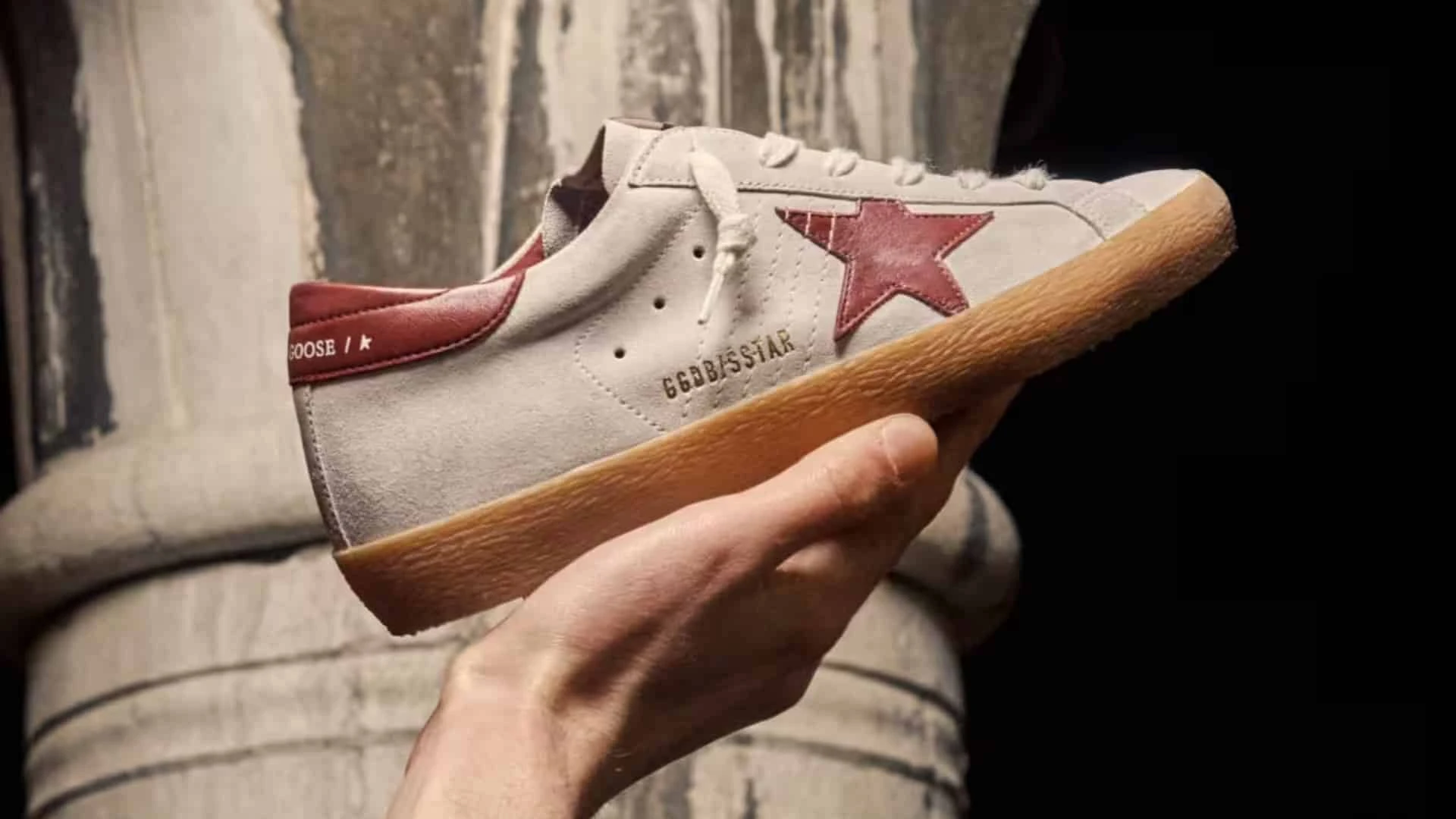 Отложенный листинг Golden Goose - сигнал о том, что окно возможностей на европейском рынке IPO закрывается / Фото: goldengoose.com