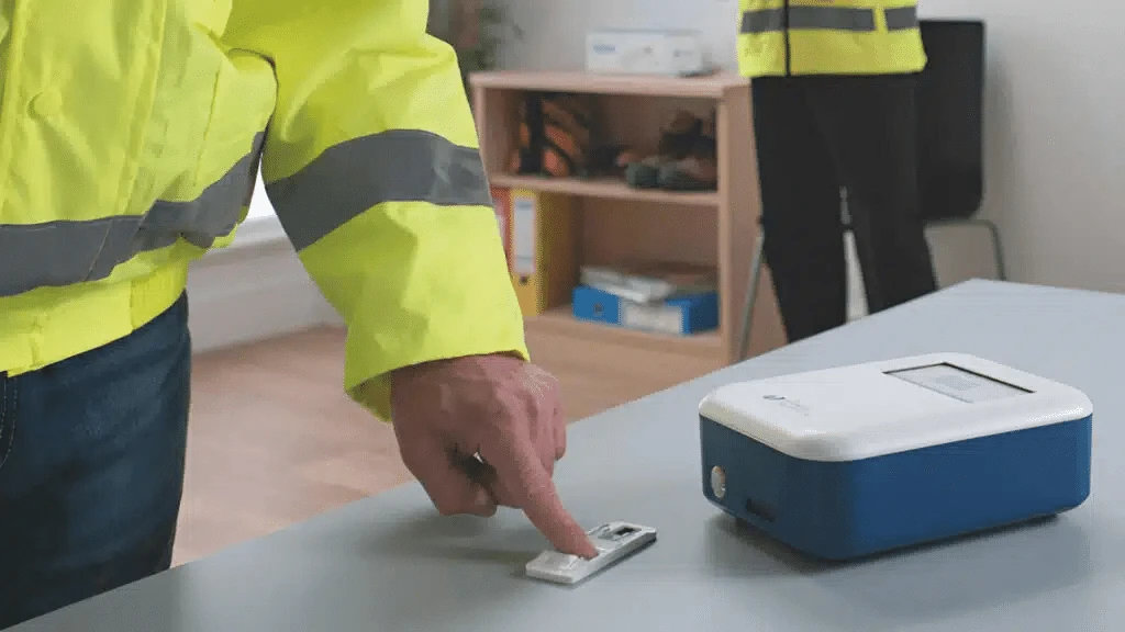 INBS’s technology uses fingerprints for drug screening / Photo: Intelligentfingerprinting.com