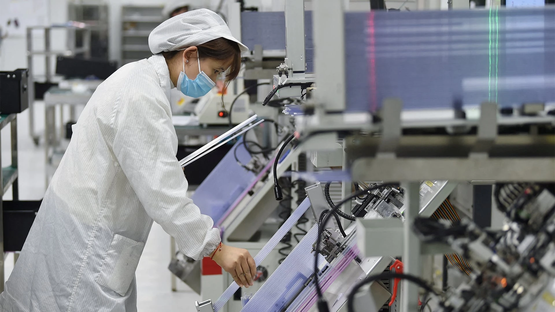 В Китае с 2019 года увеличилась доля ведущих мировых исследователей в области ИИ, а в США упала. Фото: China Daily via REUTERS