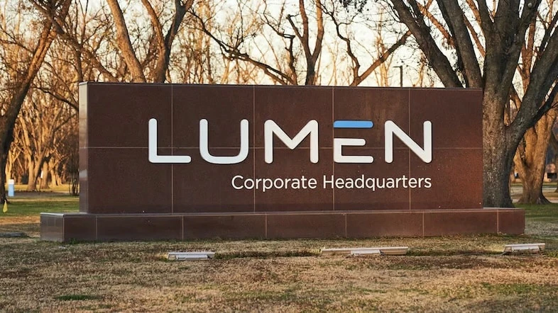 Lumen резко увеличила прогноз по денежному потоку благодаря контрактам с Microsoft и другими / Фото: X/Lumen