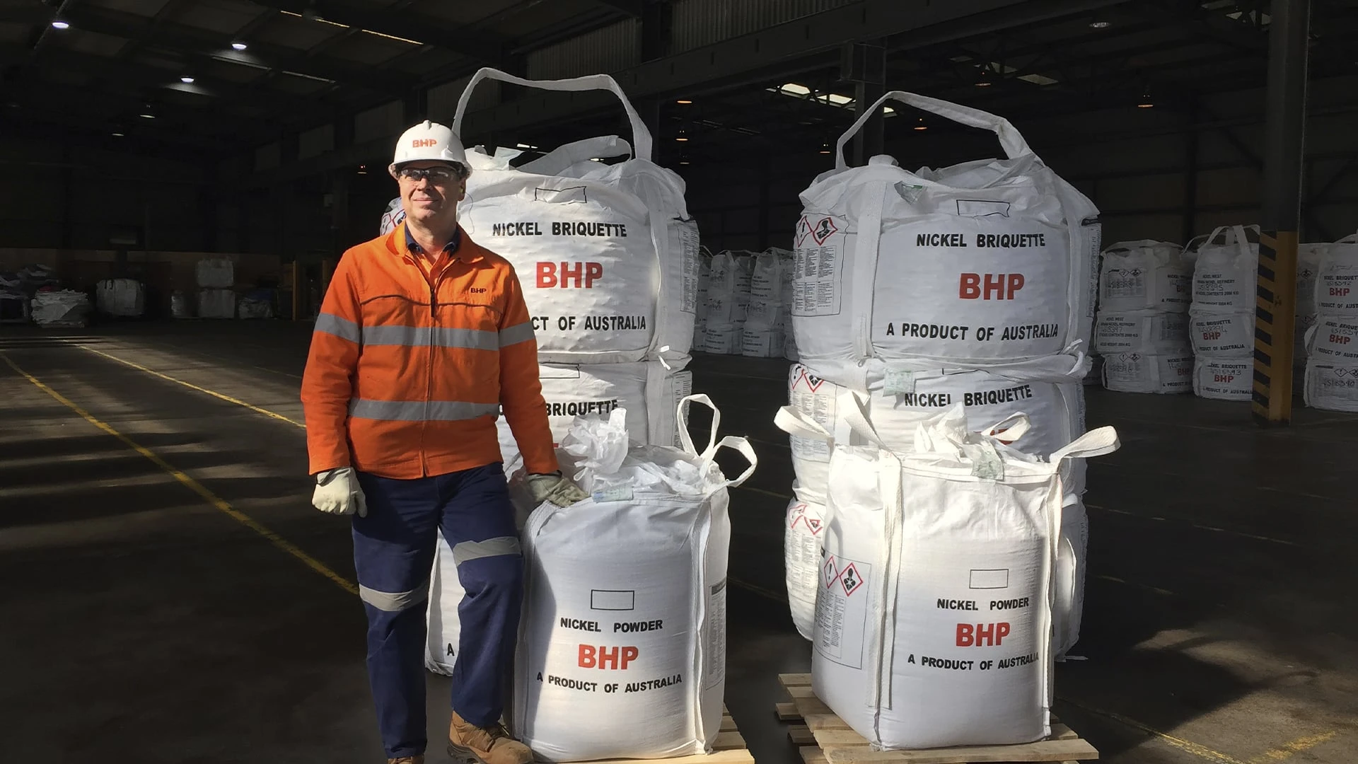 Горнодобывающий гигант BHP зафиксировал убыток в $2,7 млрд от списания никелевых активов в Австралии / Фото: REUTERS/Melanie Burton