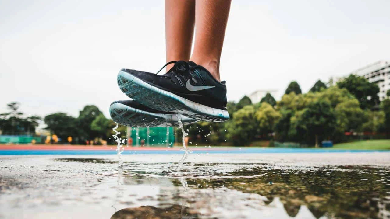 Foot Locker восстанавливает отношения с Nike, своим ключевым партнером / Фото: Unsplash/Goh Rhy Yan