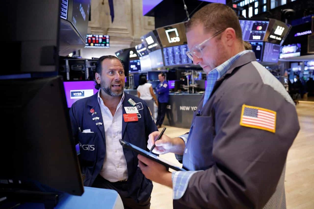 Workday и Apollo Global Management — крупнейшие компании, которые пока не входят в S&P 500  / Фото: Reuters /Brendan McDermid