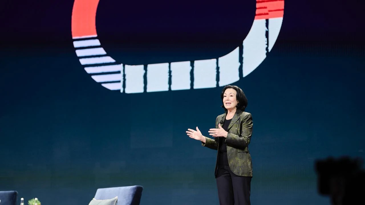 Воплощение увеличенного прогноза по выручке Oracle не должно стать проблемой, заявила глава компании Сафра Кац / Фото: Oracle