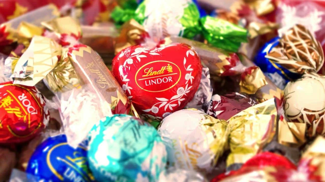 Barclays видит потенциал акций Lindt / Фото: Unsplash/Yves Scheuber