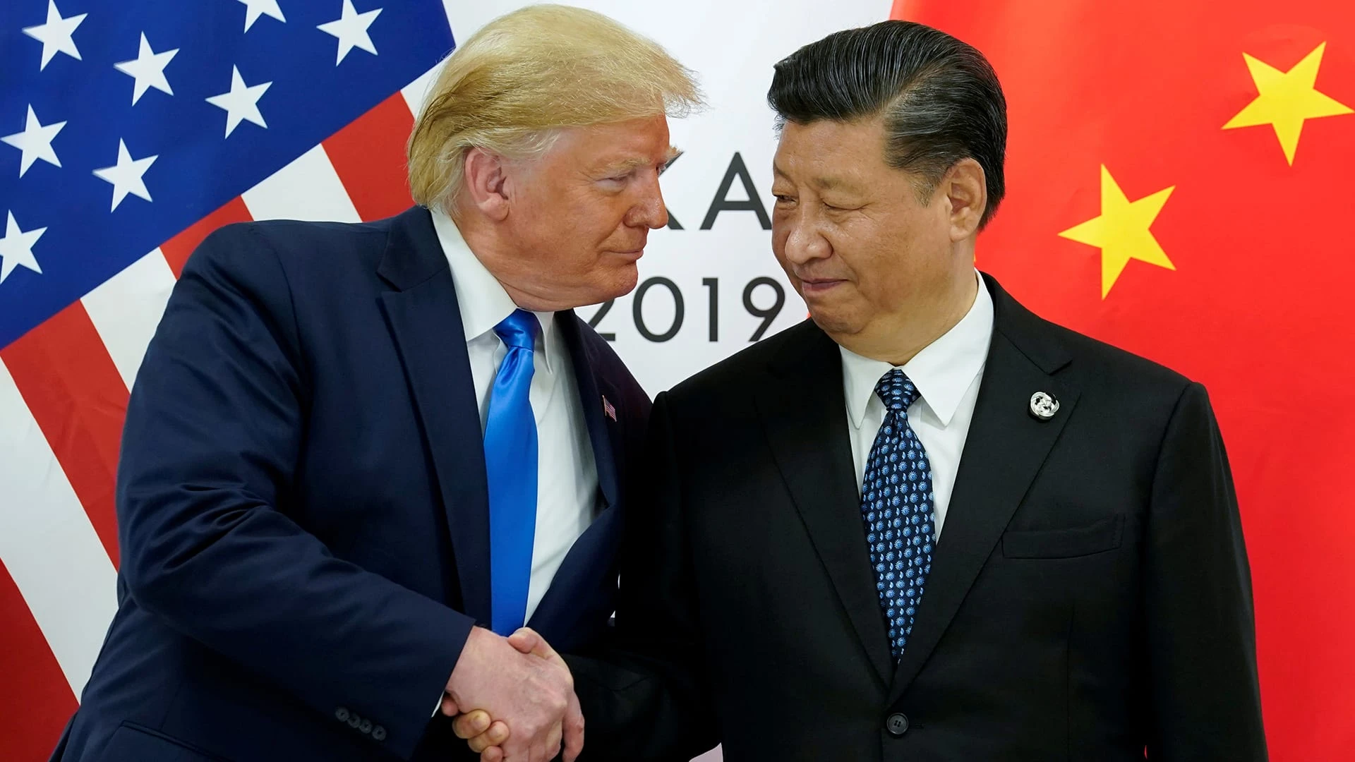 Победа Дональда Трампа - возможный исход выборов президента США. Но при любом исходе выборов руководство КНР ждет ужесточения противостояния с США. REUTERS /Kevin Lamarque TPX IMAGES OF THE DAY