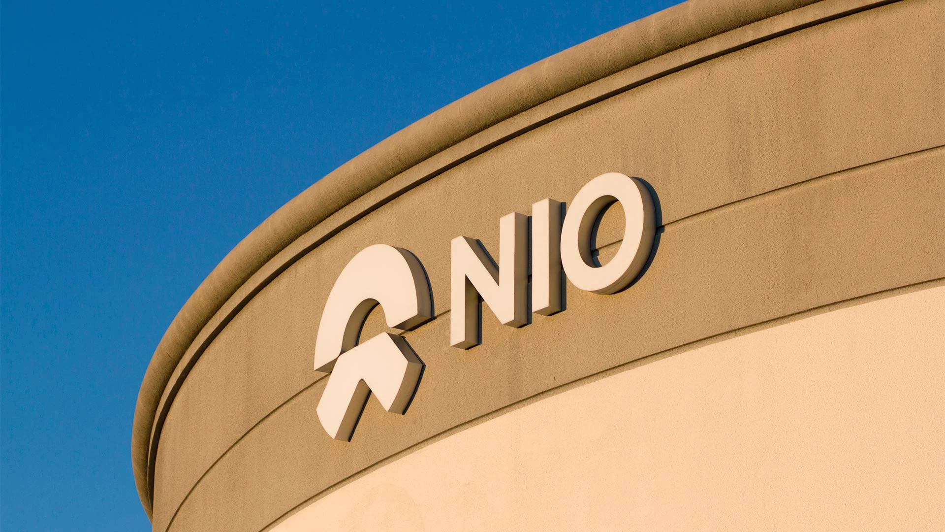 Инвесторы решили докапитализировать NIO почти на $2 млрд / Фото: Shutterstock