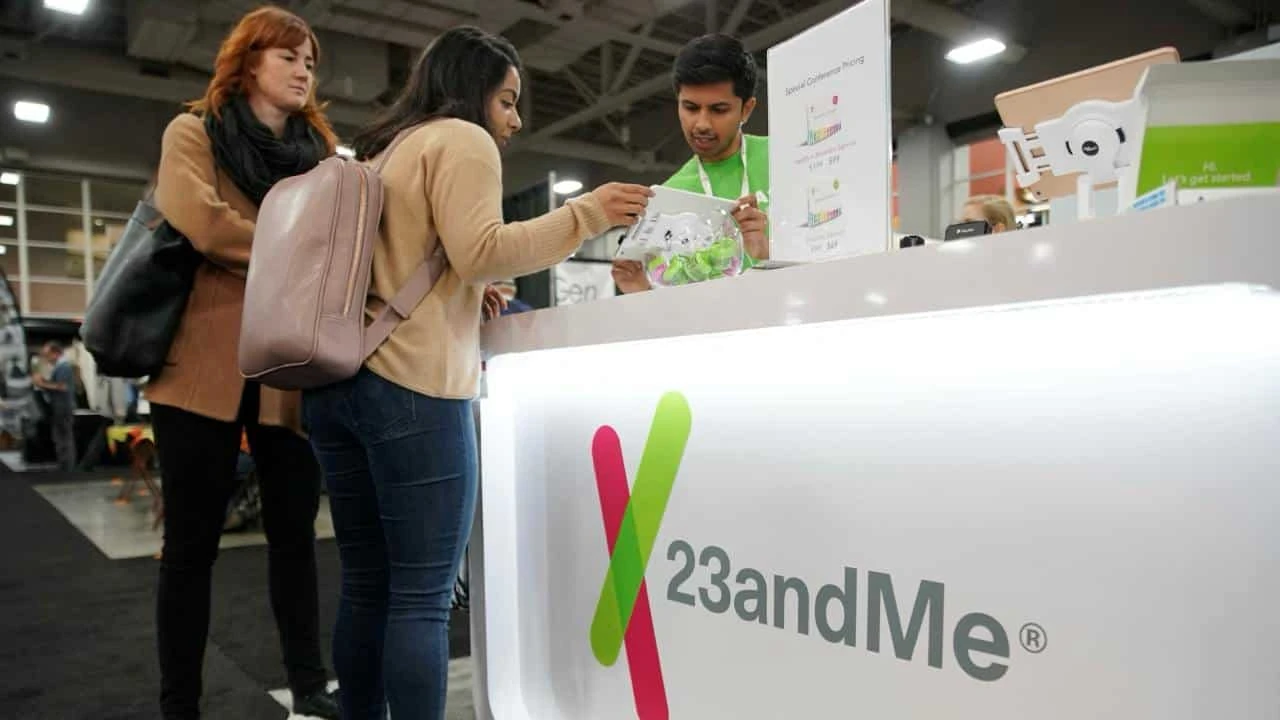 У 23andMe остался месяц на то, чтобы поднять цену акций до $1 и избежать делистинга с Nasdaq / Фото: Reuters/George Frey