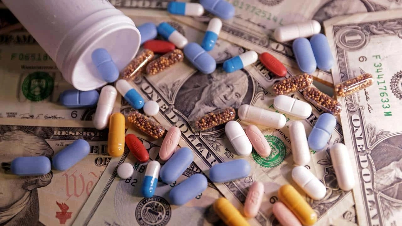 Инвесторы отворачиваются от здравоохранения в пользу более рискованных активов  Фото: Reuters /Dado Ruvic