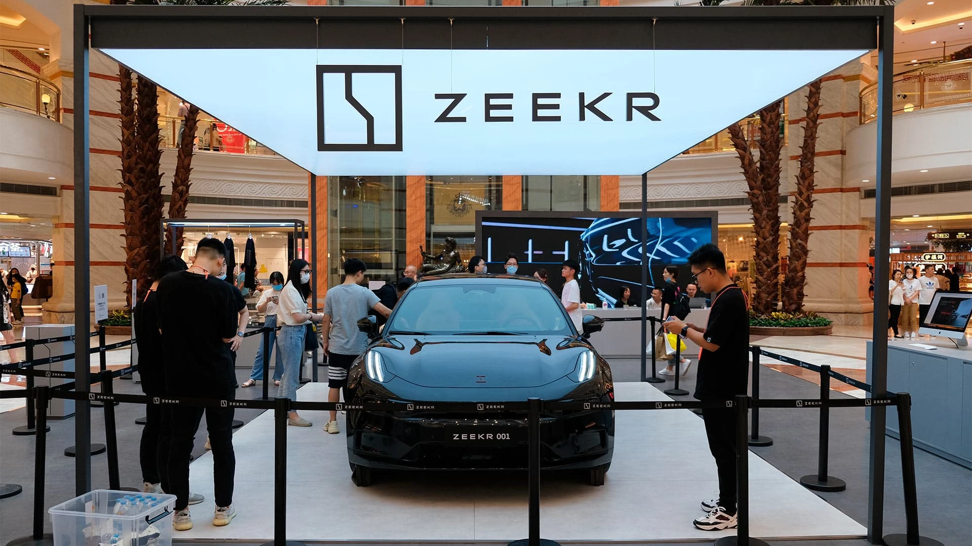 Продажи Zeekr в сентябре на несколько тысяч машин не дотянули до годовой цели / Фото: Shutterstock