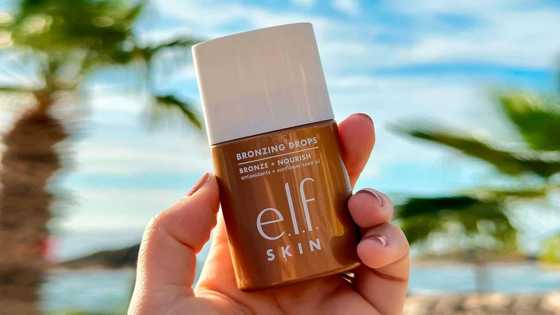 Аналитики прочат e.l.f Beauty рост на более чем 86% в ближайший год / Фото: Facebook Elfcosmetics