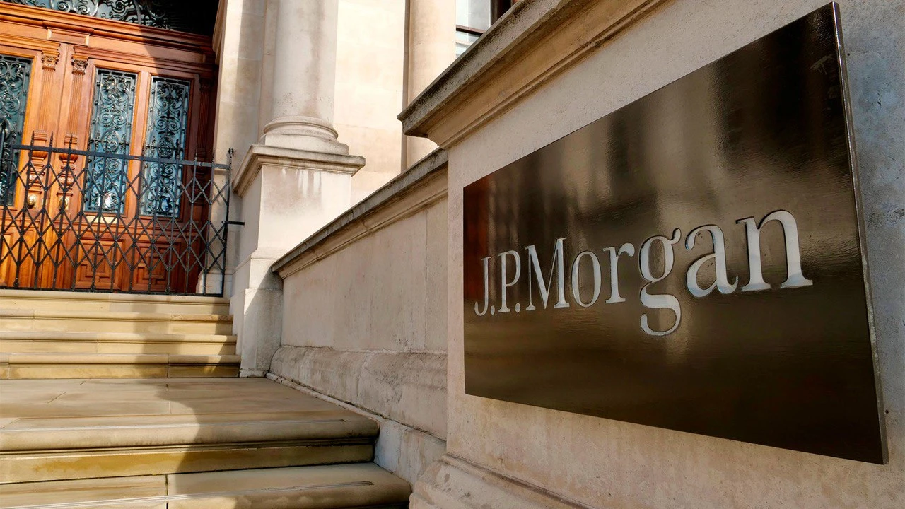 Инвесторы скупали акции JPMorgan, Bank of New York и Wells Fargo в пятницу после отчетности за третий квартал / Фото: Shutterstock