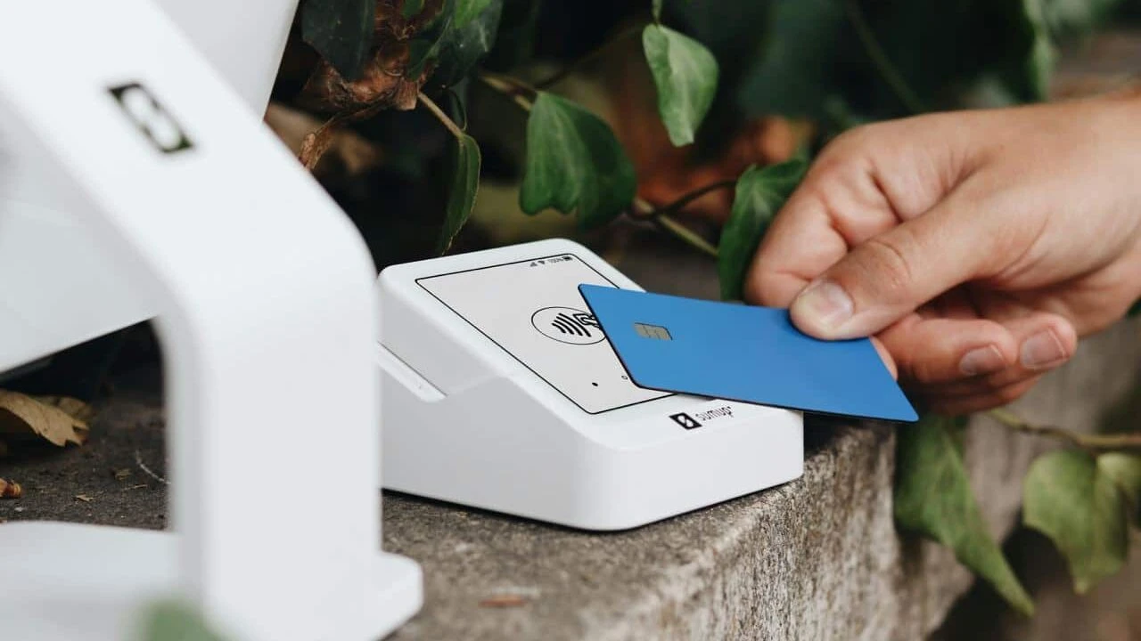 Аналитики третий раз за неделю повышают акции Affirm / Фото: Unsplash/ SumUp