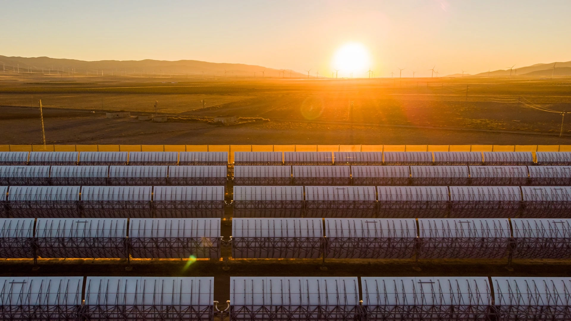 First Solar может стать одним из главных бенефициаров закона, предусматривающего инвестиции в борьбу с изменением климата, полагают аналитики / Фото: Shutterstock