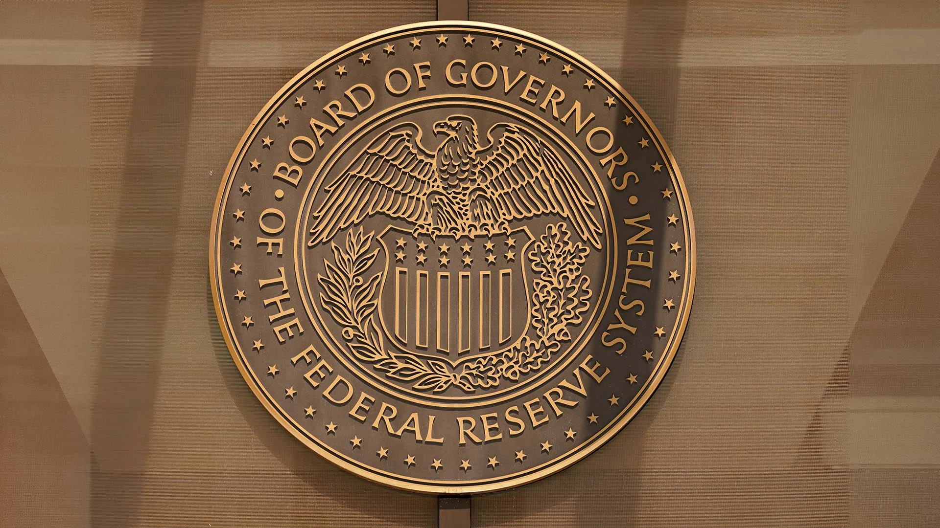 ФРС 26 ноября опубликует протокол ноябрьского заседания по денежно-кредитной политике / Фото: Reuters/Kevin Lamarque