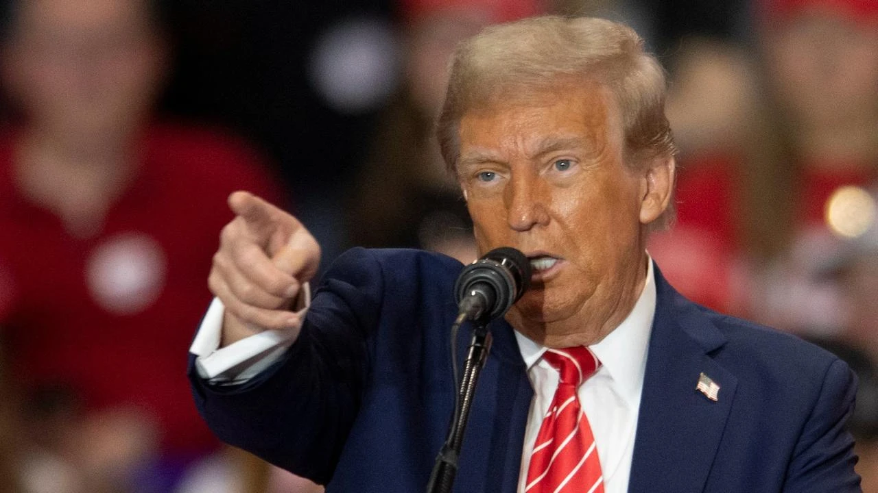 Инвесторы ожидают сбалансированной экономической политики от кандидата, которого Дональд Трамп предложил на должность министра финансов США / Фото: Reuters/Jay Paul