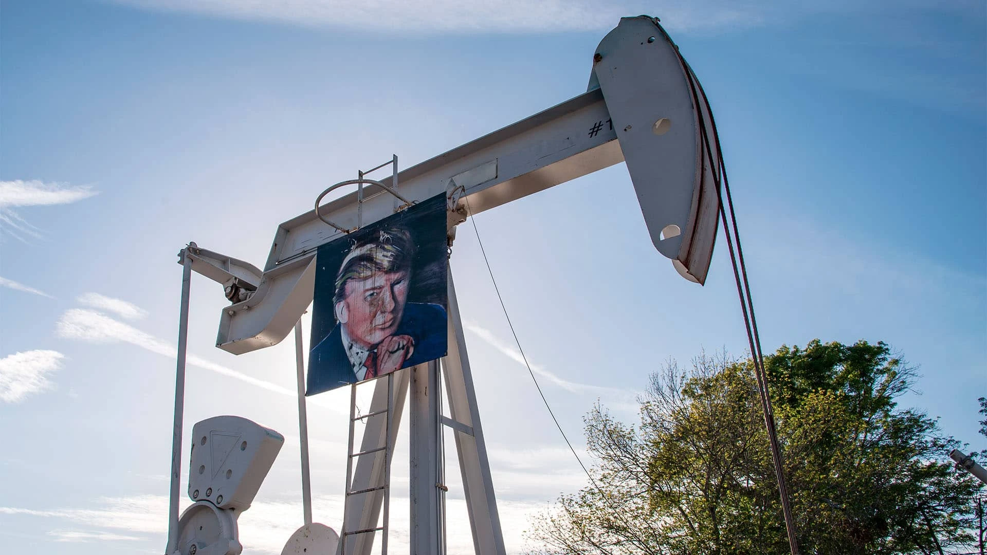 Дональд Трамп намерен ускорить выдачу лицензий на добычу нефти в США / Фото: Shutterstock