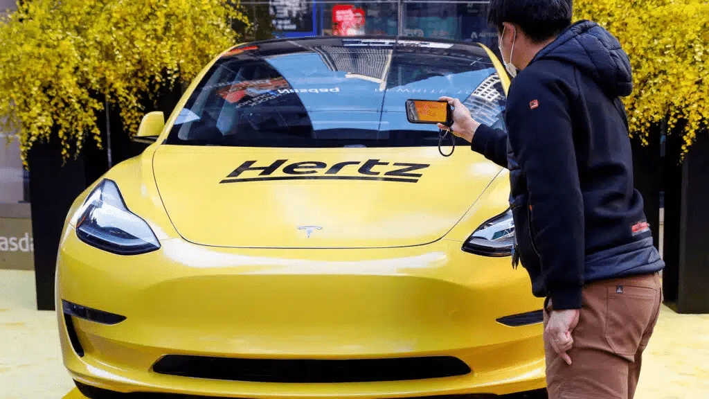 In the month following the U.S. presidential election, Hertz stock has soared 55%. / Photo: REUTERS/Brendan McDermid