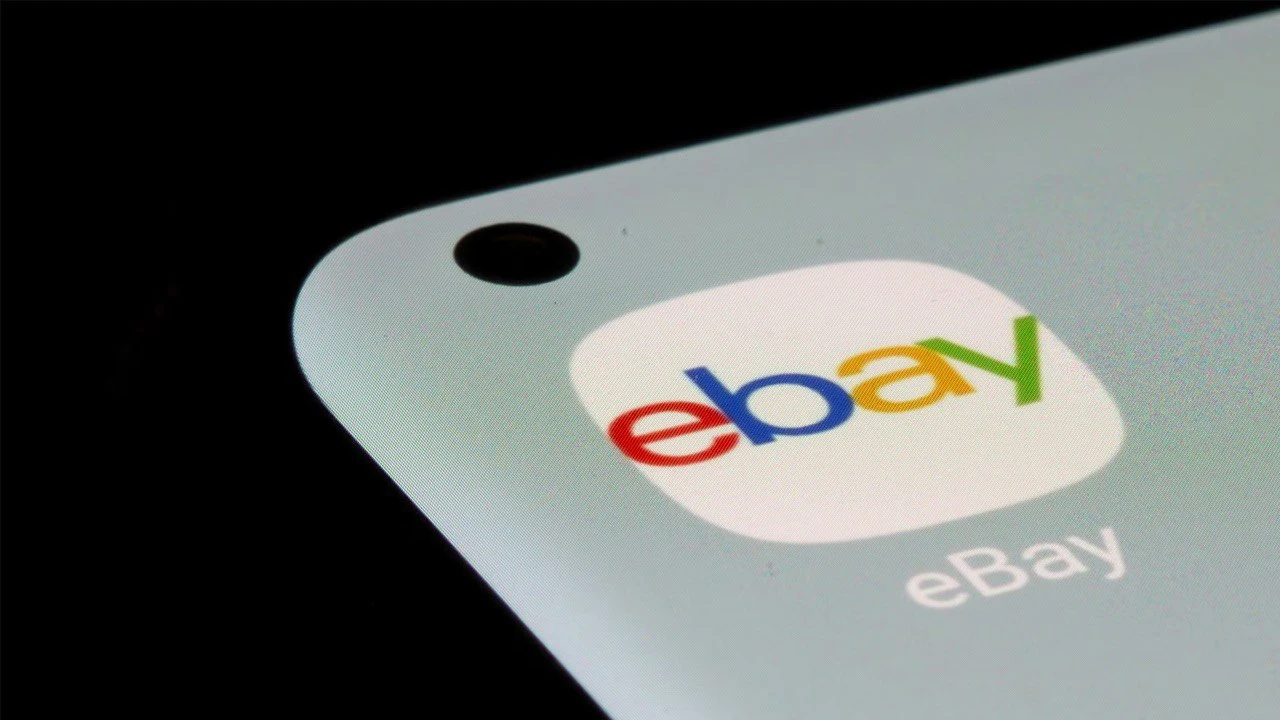 Jefferies присвоил акциям eBay рейтинг Underperform и целевую цену $52 / Фото: Reuters/Dado Ruvic