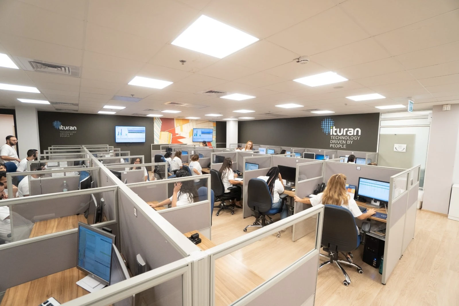 Ituran разрабатывает решения для спутникового мониторинга транспорта/Фото: Ituran