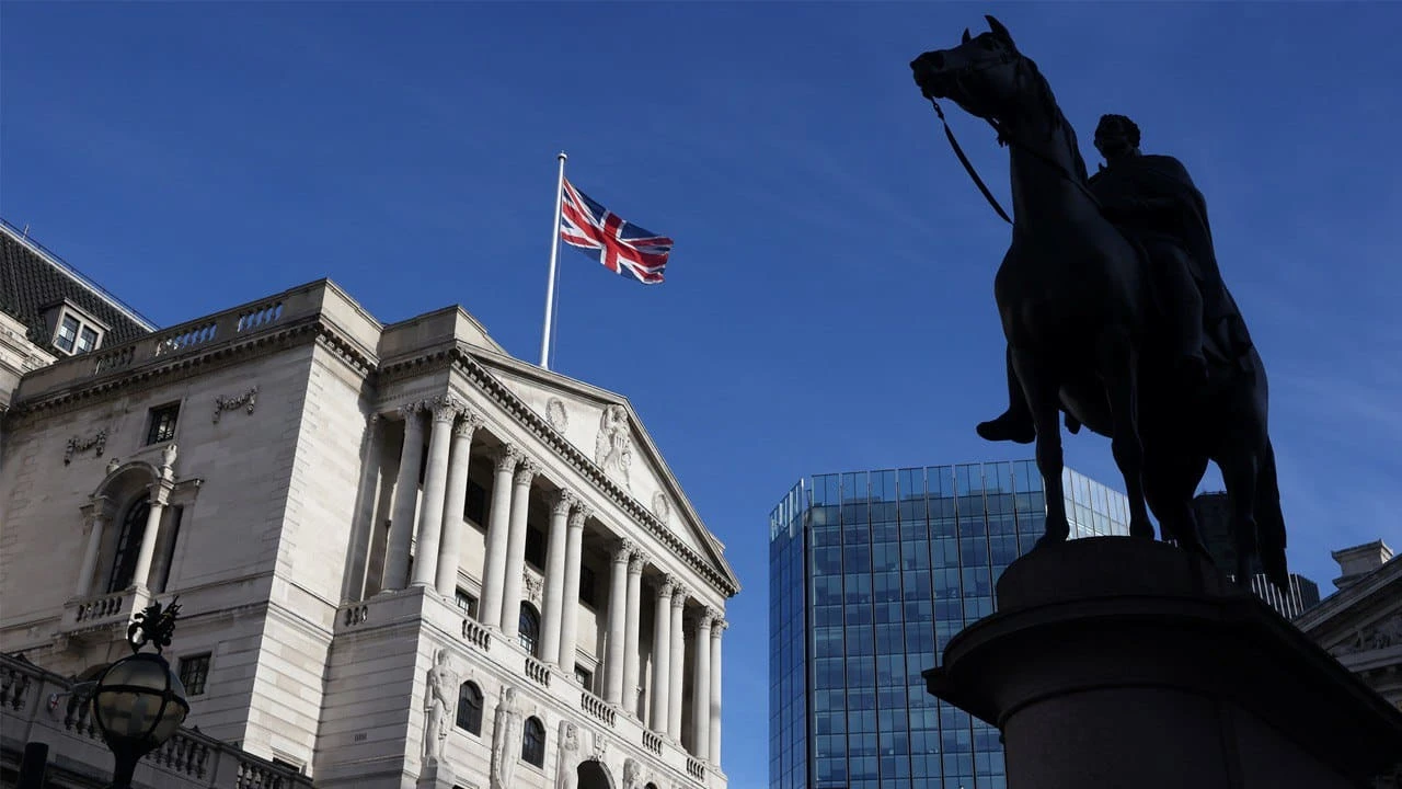 Банк Англии взял паузу на последнем заседании в этом году / Фото: REUTERS/Tom Nicholson