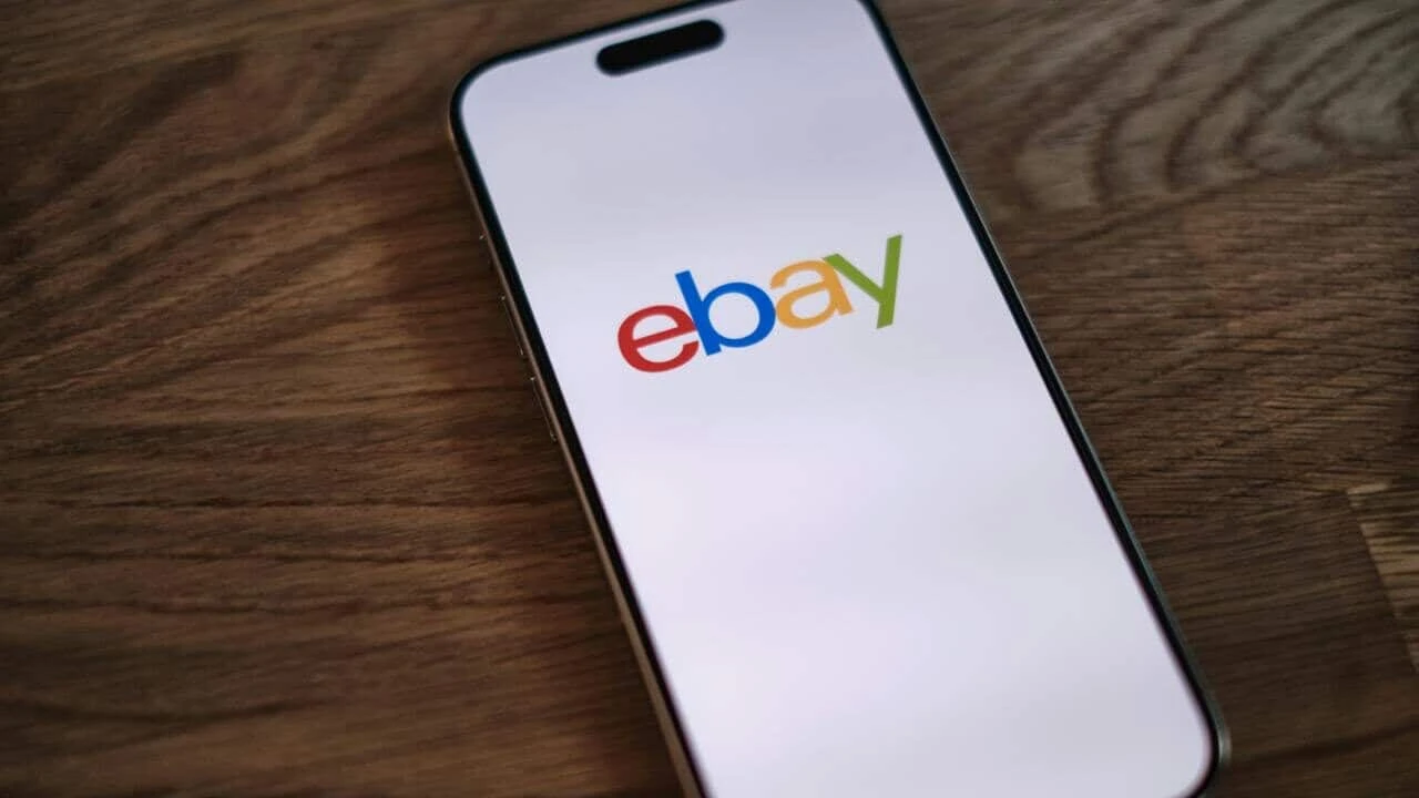 Акции eBay подскочили после сообщения о сотрудничестве с Facebook Marketplace / Фото: Unsplash/Appshunter.io