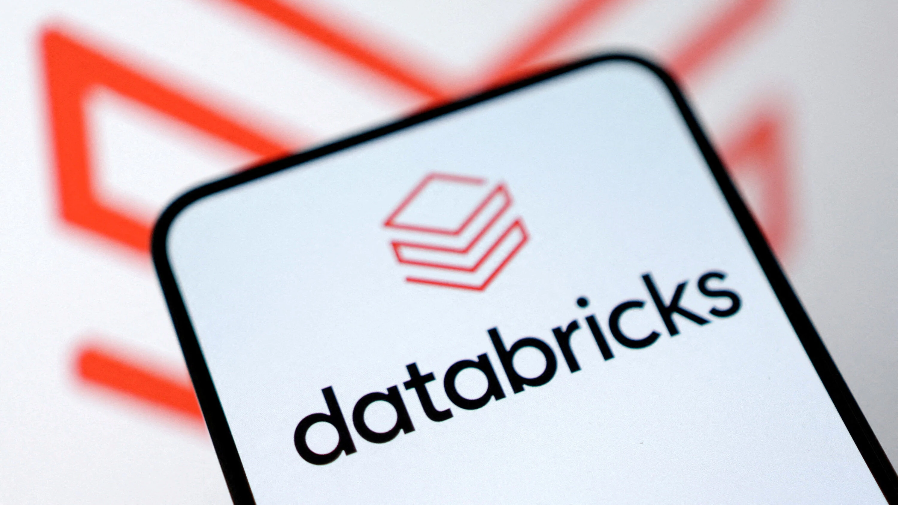 По количеству денег, привлеченных за один раунд финансирования, Databricks опередил разработчика ChatGPT — компанию OpenAI / Фото: Reuters/Dado Ruvic