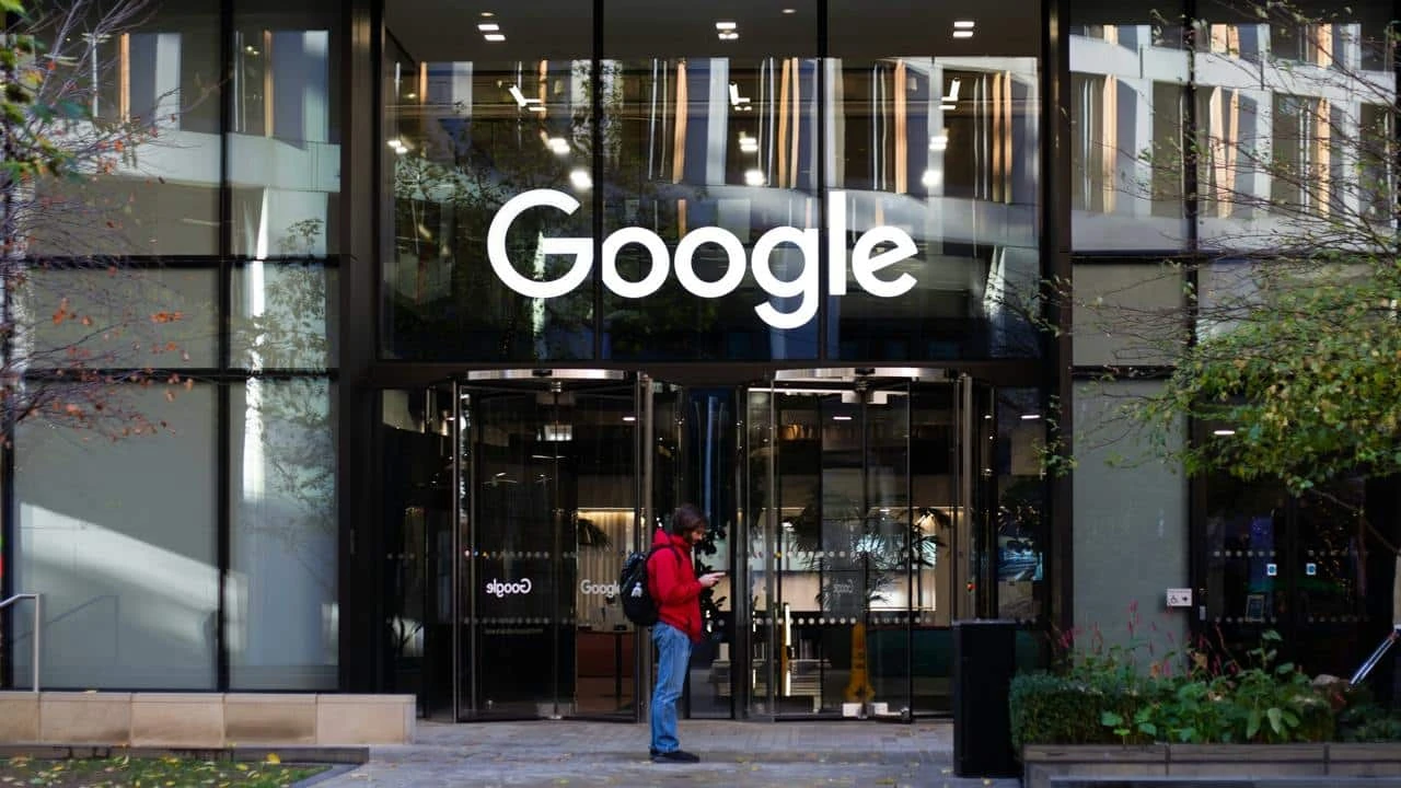 Alphabet, владеющая Google, впервые за два года не оправдала прогноз по выручке / Фото: Unsplash /Karollyne Videira Hubert